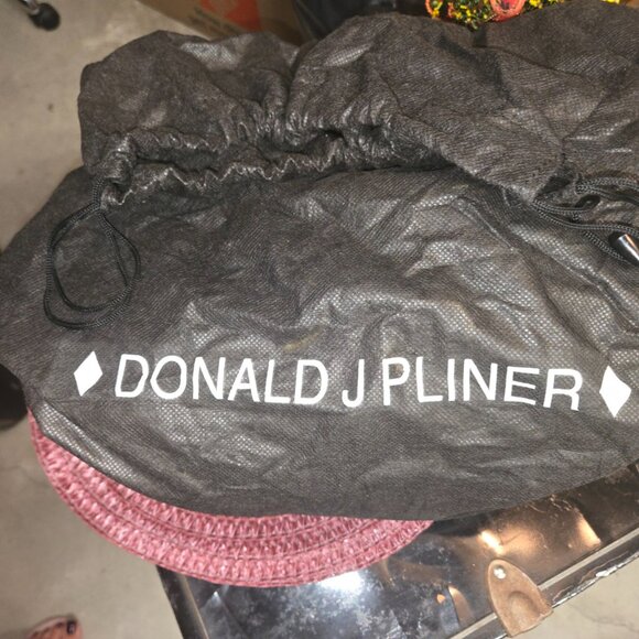 Donald J Pliner black suede and leather satchel tote with croc-embossed trim - Picture 5 of 7